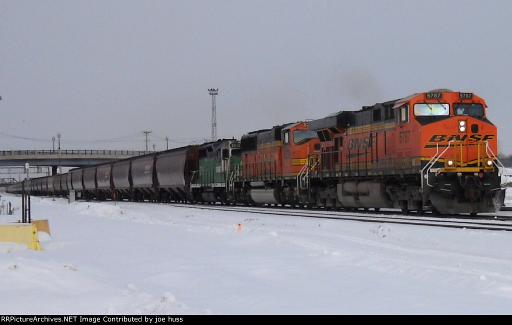 BNSF 5787 West